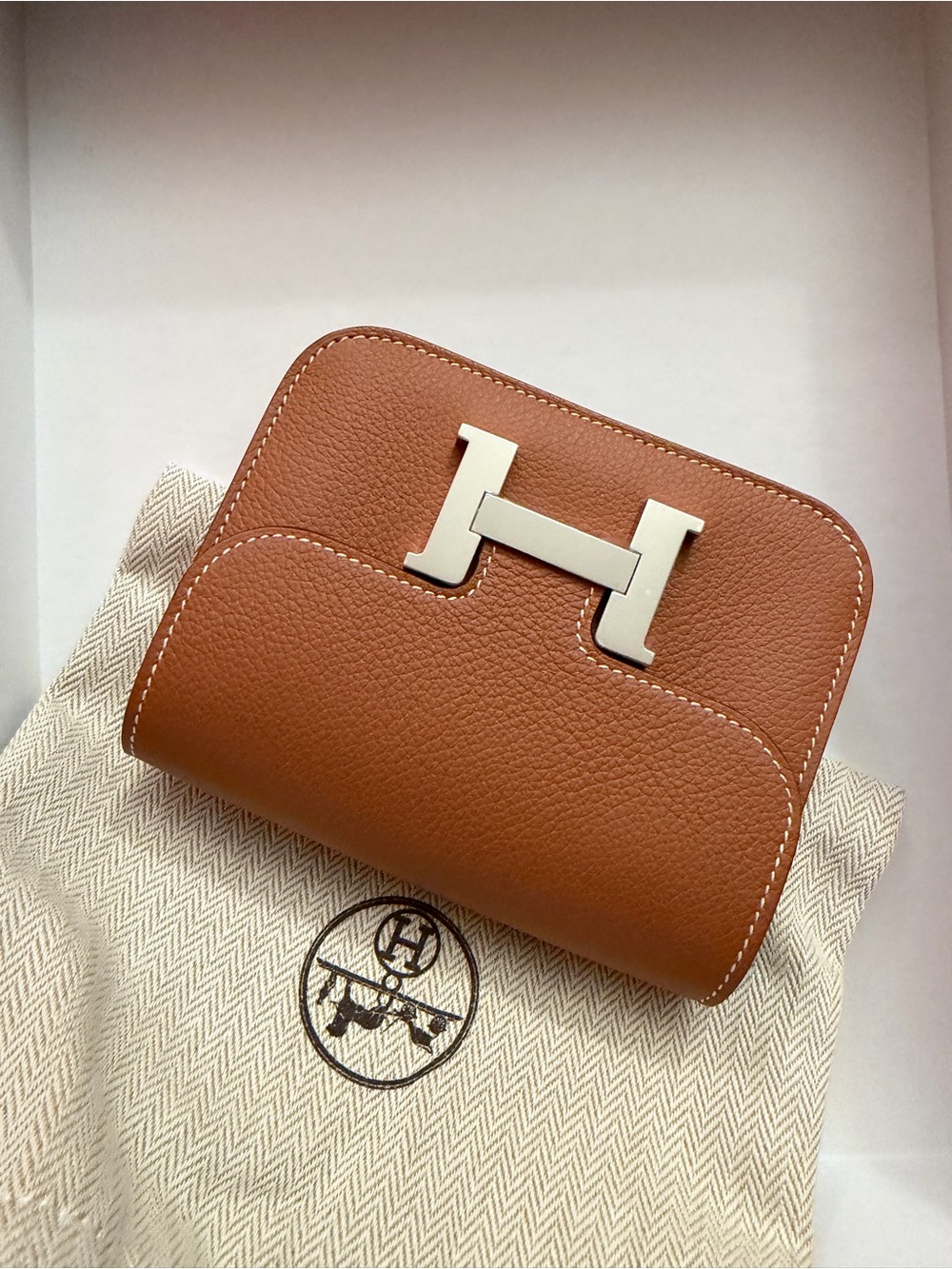 NWT Hermès Constance Slim Gold (Tan) w/ White Stitching & Palladium Hardware